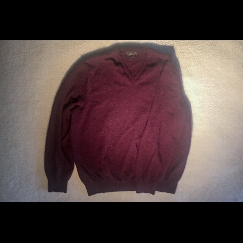 men’s v-neck wool mix Italian made sweater